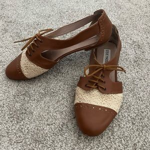 Steve Madden Cori Oxford Leather Cut Out Lace Up shoes